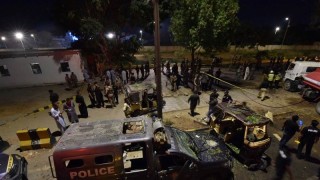 Най малко двама души са загинали а други осем са били