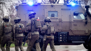 Германската полиция нахлу в джамия заради финансиране на ислямист