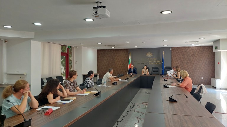 До 1 август решават правилата за къмпингуване в страната