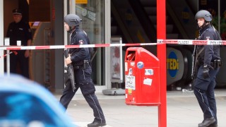 Кметът на Хамбург Олаф Шолц заяви че атаката е била