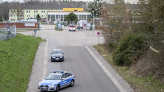 Заловените в Германия крайнодесни планирали шокиращи атаки срещу джамии