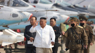 Китайски топ лекари лекуват Ким Чен-ун?