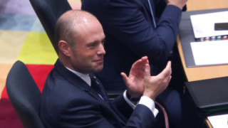 Премиерът на Малта Джоузеф Мускат трябва да подаде оставка незабавно