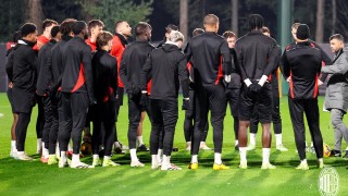 Съветникът на Милан Златан Ибрахимович изрази недоволство от работата на треньора