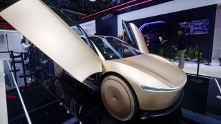 Фалстарт за Cybercab: Защо дебютът на роботаксито на Tesla разочарова Уолстрийт