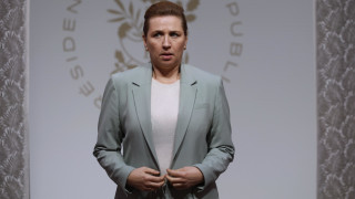 Датският премиер Мете Фредериксен потвърди в неделя че нейният външен