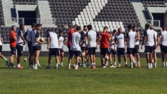 Хуан Переа и Тодор Павлов в групата на Локо Пд за мача с Арда
