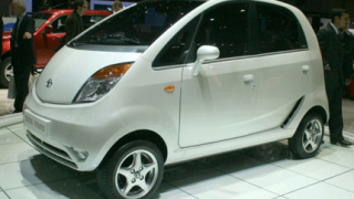 Tata Nano тръгва в края на февруари  