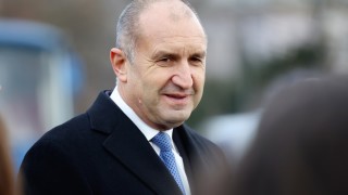 НАТО не бива да се намесва във военния конфликт в