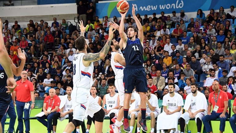 Франция с драматична победа над Сърбия пред погледа на Ноле 