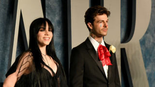 През последните няколко месеца Били Айлиш изглеждаше наистина щастлива и