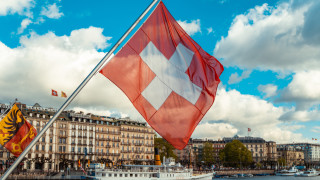 Швейцария замрази всички активи държани в страната от венецуелския президент