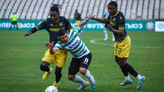 Един от основните футболисти на Ботев Пловдив Джеймс Етоо