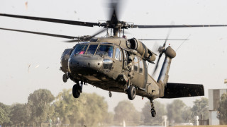 22 войници са ранени след като хеликоптер издуха палатката им в Калифорния