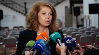 Йотова вижда колебание в ГЕРБ за съставянето на правителство