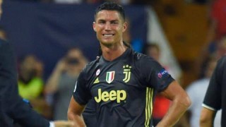 Алегри: В мач от Серия "А" не биха изгонили Роналдо