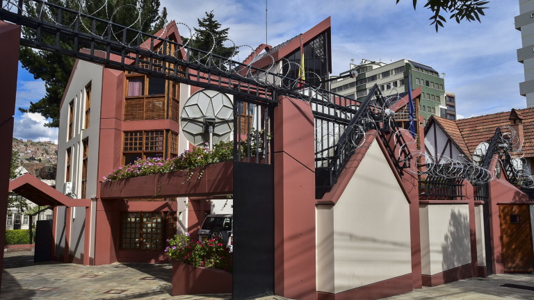 Посланикът на Мексико напусна Боливия