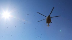 Хеликоптер с осем души на борда изчезна в Индонезия