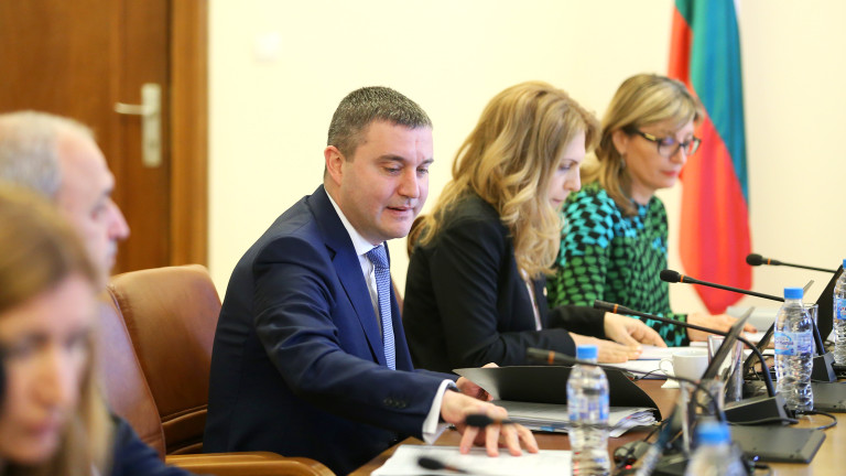 Министрите на кабинета Борисов-3 одобриха Доклад за състоянието на отбраната