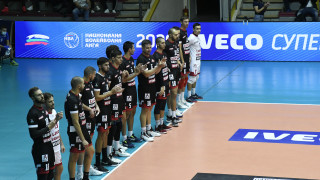 Шампионите на България по волейбол Нефтохимик 2010 Бургас стартираха с