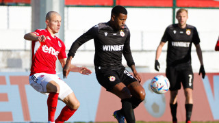 Дефанзивният футболист на ЦСКА Жеферсон няма да бъде на