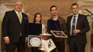Министър Кралев награди най-добрите млади спортисти за 2018 година