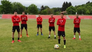 От днес ЦСКА започна тренировки на три групи от по