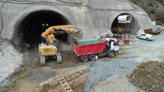 Прокопани са първите 800 м от тунел Железница който ще
