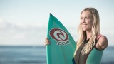 Бетани Хамилтън - момичето, което на 13 г. губи едната си ръка след нападение от акула, а днес е сред най-добрите сърфистки в света