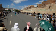Хусите освобождават 100 затворници от правителствените сили на Йемен