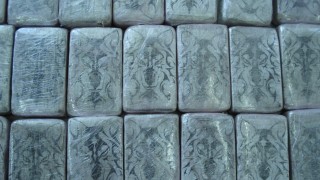 Митничари откриха близо 17 кг хероин в кола преминаваща през