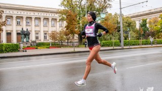 Маринела Нинева спечели маратон в Атина