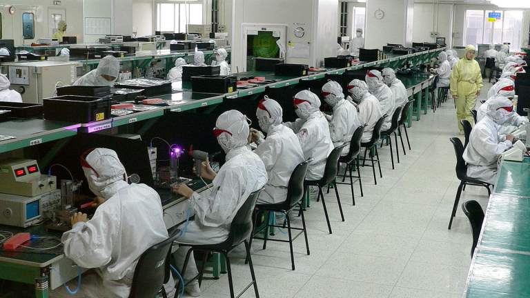 Южнокорейският производител Samsung ще отвори в Индия най-големият завод за