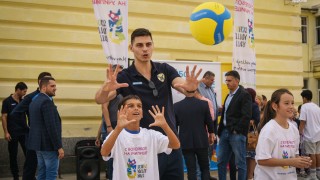 "С волейбол на училище" стигаш и до eвропейско първенство