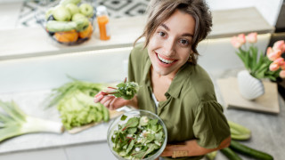 Закуската изяж сам обядът раздели с приятелите си всички