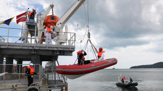Откриха модерен център за обучение с корабни спасителни средства във