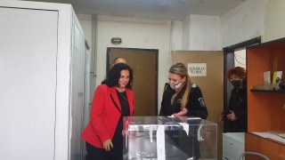 По данни на Главна дирекция Изпълнение на наказанията ГДИН 1127