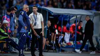 Няколко дилеми стоят пред старши треньора на Левски Хулио