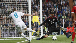 Вратарят на Байерн Мюнхен Свен Улрайх помоли феновете на