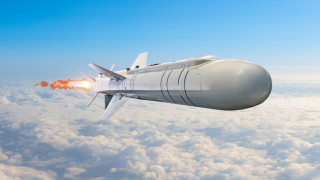 В отговор на прекратяването на договора ИНФ полският външен министър