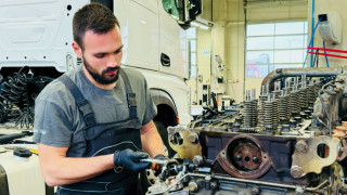 Една дума сервиз Какво си представяте У нас отговорът винаги