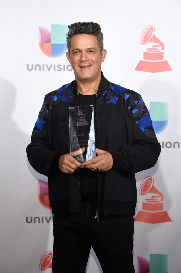 Алехандро Санс