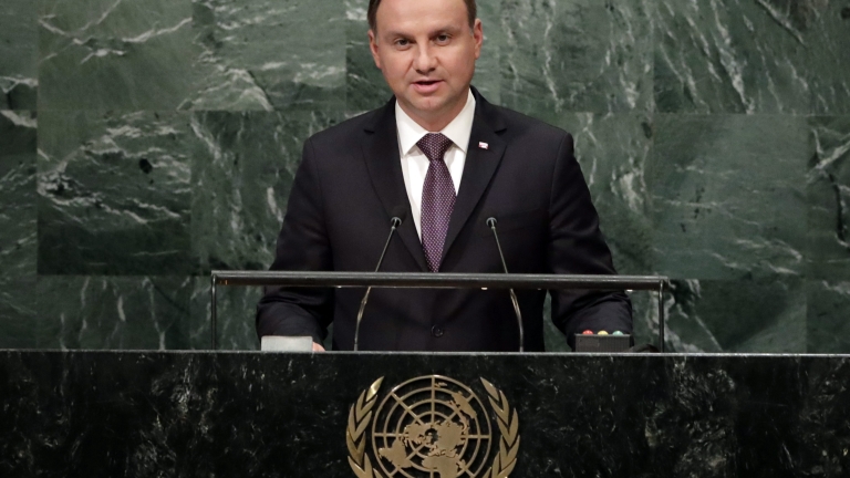 За солидарност и отговорност се обяви полският президент 