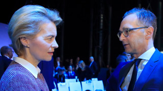 Маас и фон дер Лайен критикуват онлайн платформите и ще се борят за демокрацията