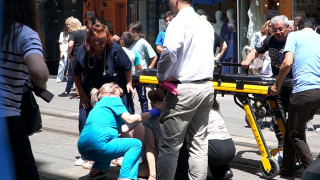 Момче с тротинетка блъсна възрастна жена в центъра на София