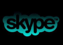 Skype с разговори към Facebook