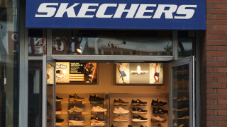 Обувният гигант Skechers обяви в понеделник че е приел оферта