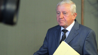 Намаляват възрастта за прием на войници - до 28 години