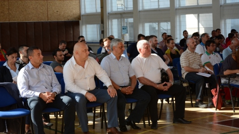 Министър Красен Кралев посети треньорски семинар на ММС