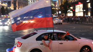 Руската еуфория води и до "близки срещи" с органите на реда